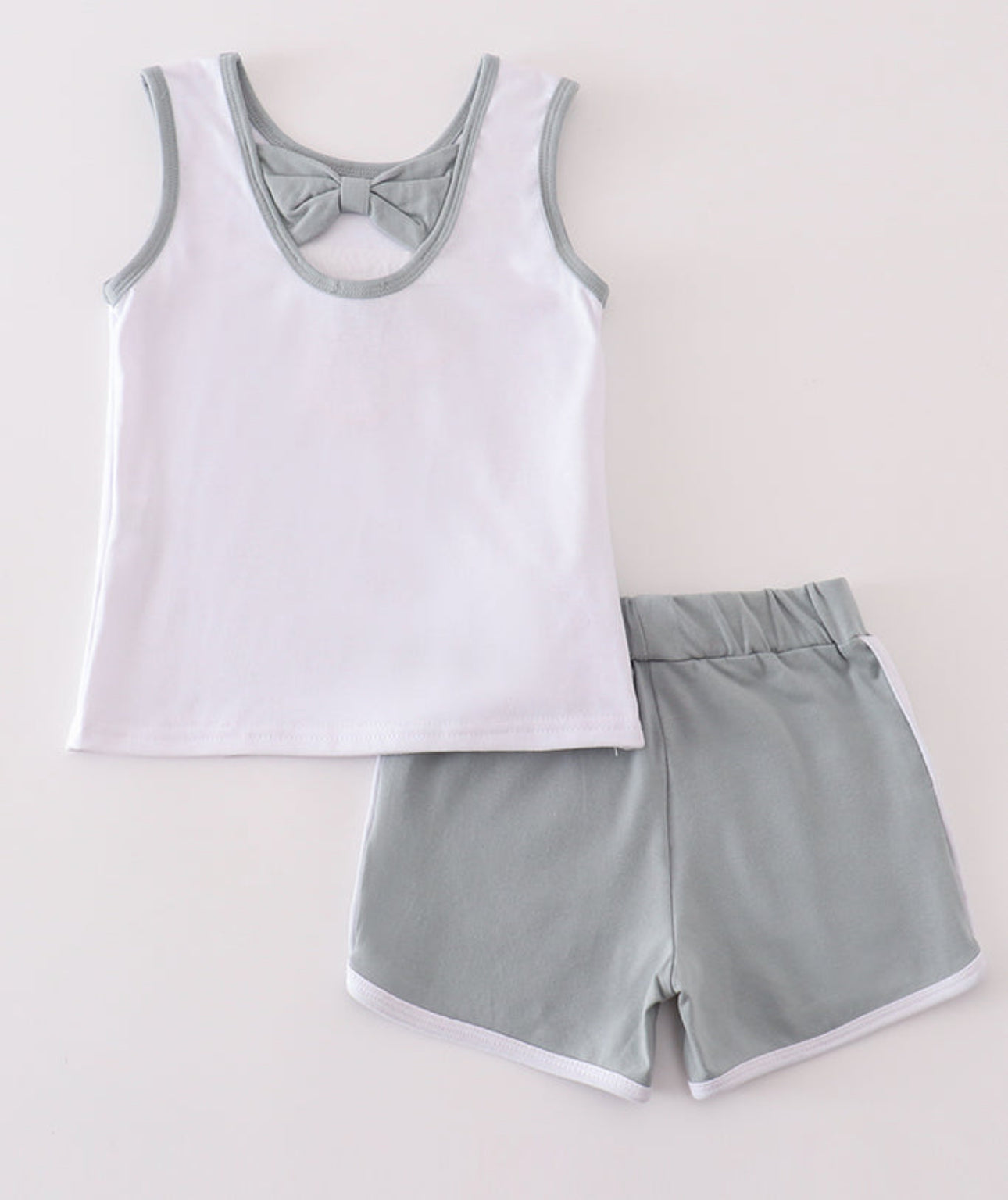 White Crab Appliqué Set