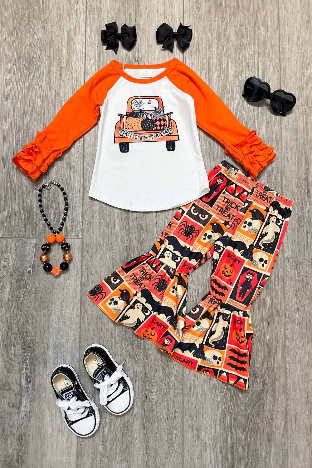 "Trick or Treat" Halloween Bells Set