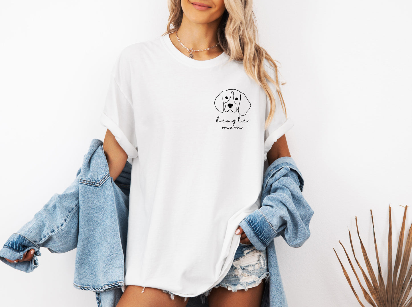 Beagle Dog Mom Comfort Colors T Shirt (Cute)