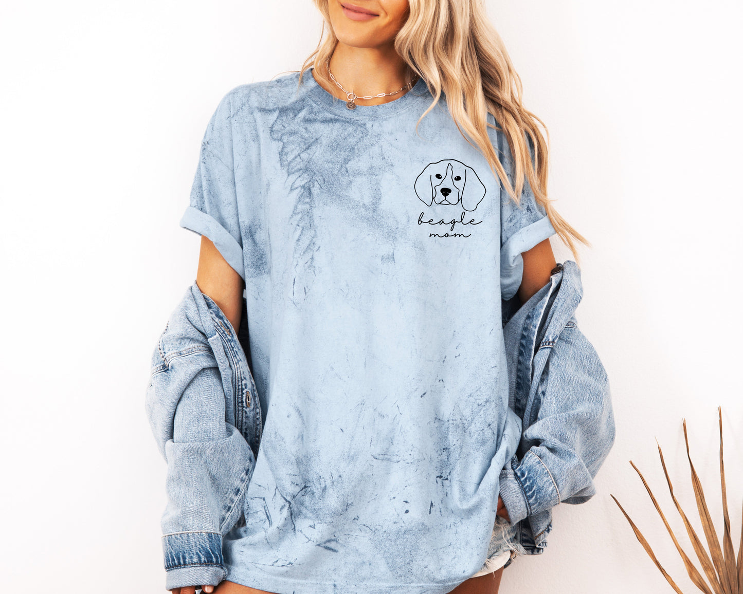 Beagle Dog Mom Comfort Colors T Shirt (Cute)