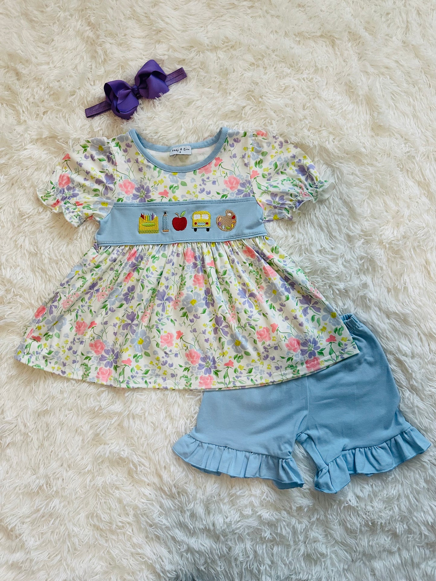 Floral print crayon apple embroidery ruffle shorts set